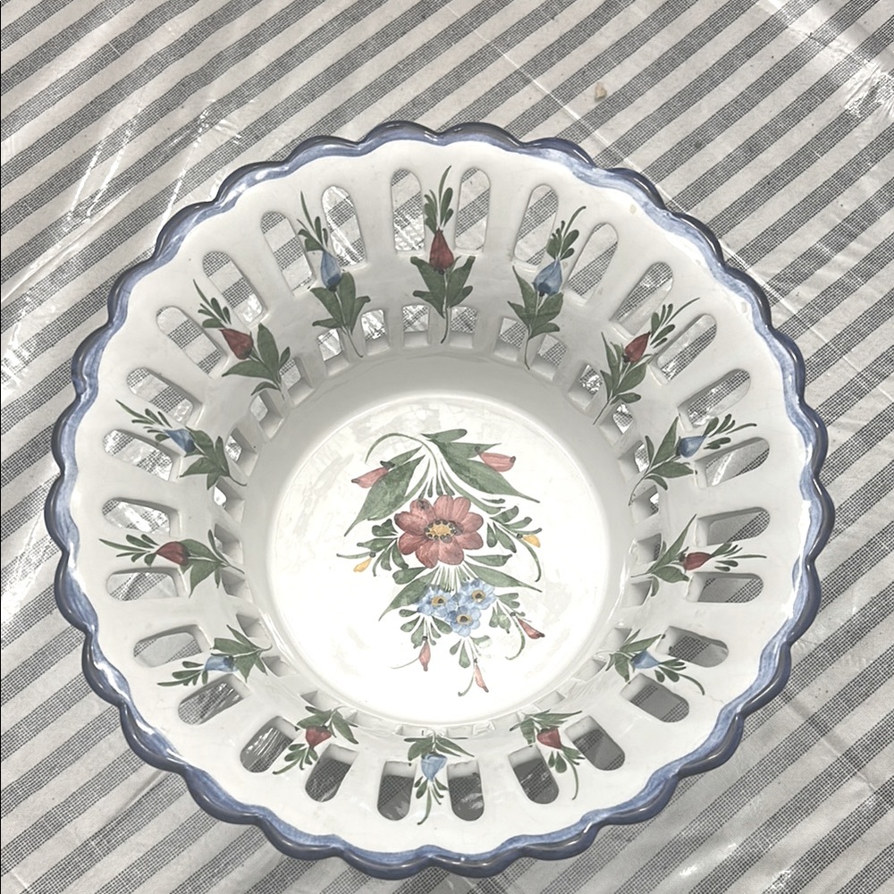 Vintage Portuguese RETICULATED
BASKET